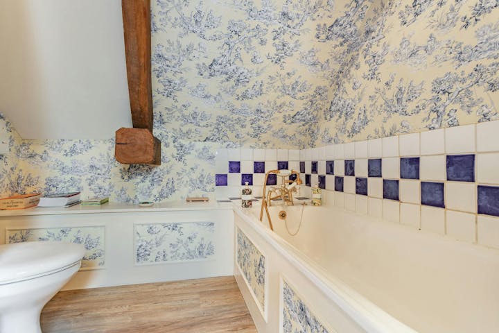 Bathroom photo