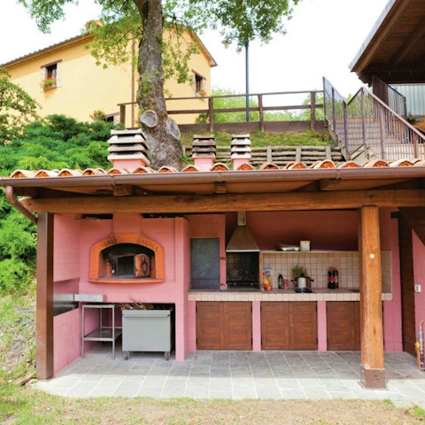 Whip up a spectacular feast in the full outdoor kitchen