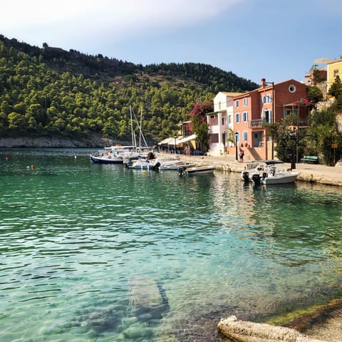 Explore the wonderful Kefalonia coast right on the doorstep