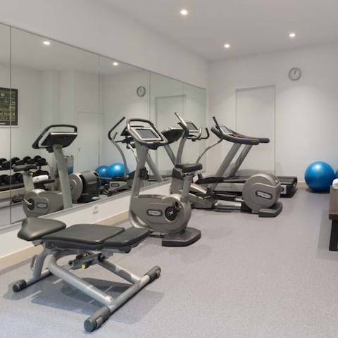 Workout in the home's gym