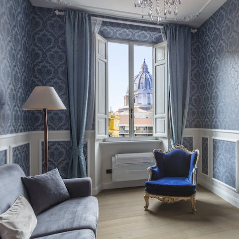 Enjoy early evening drinks in authentic Italian style