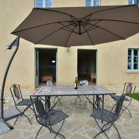 Look forward to starting your mornings with breakfast in the sunshine