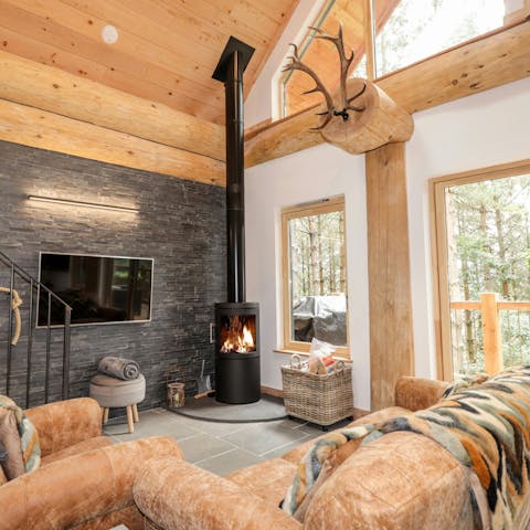 Enjoy cosy evenings with games by the fire