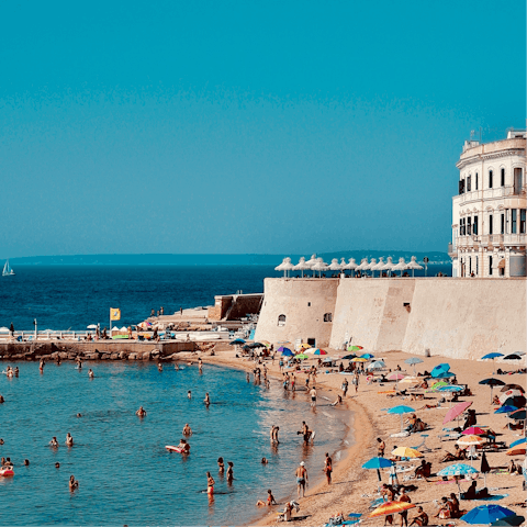Spend the day at the beach – Gallipoli is a short drive away