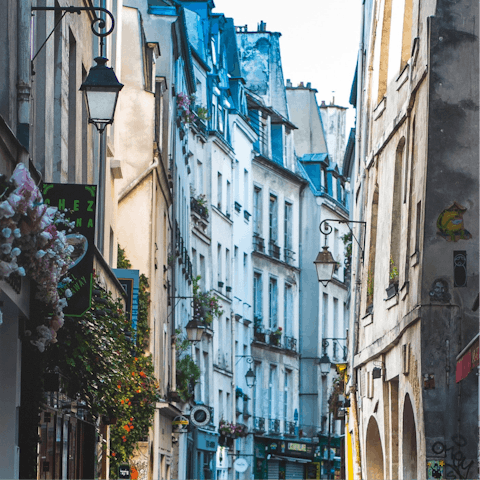 Explore the charming streets of Le Maris, an eighteen-minute walk from home