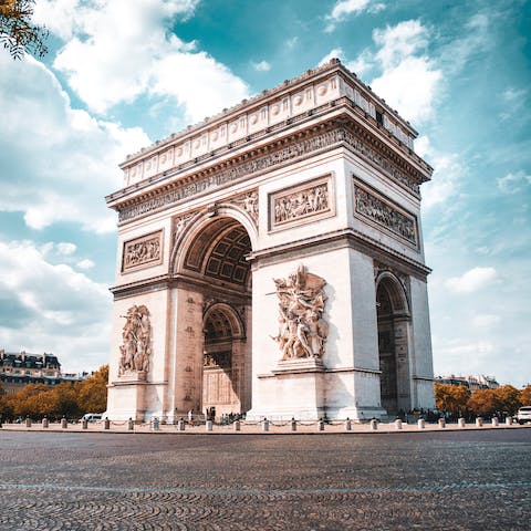 Catch the metro and be in the centre of Paris in fifteen minutes