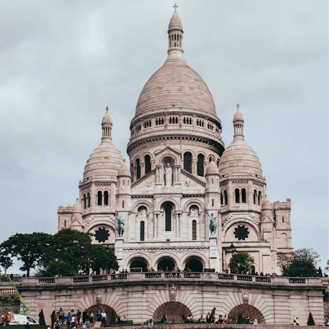 Visit the beautiful Sacré-Cœur, right on your doorstep