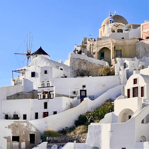Wander through the whitewashed streets of Mykonos Town