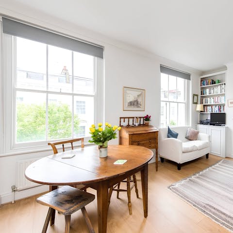 Plan your day in Pimlico over a hearty breakfast at home