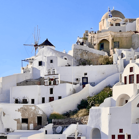 Stay just five minutes away from Mykonos Town
