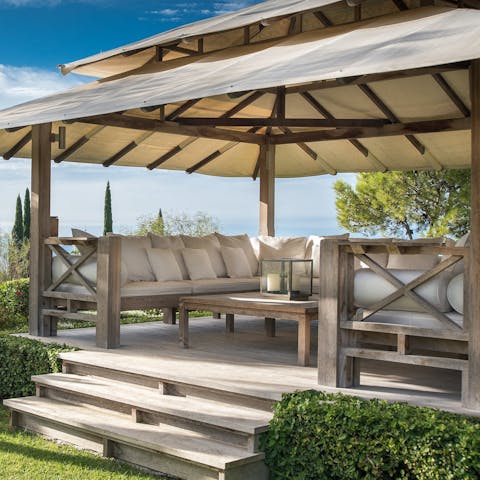 Grab a drink and enjoy summer days in the shade