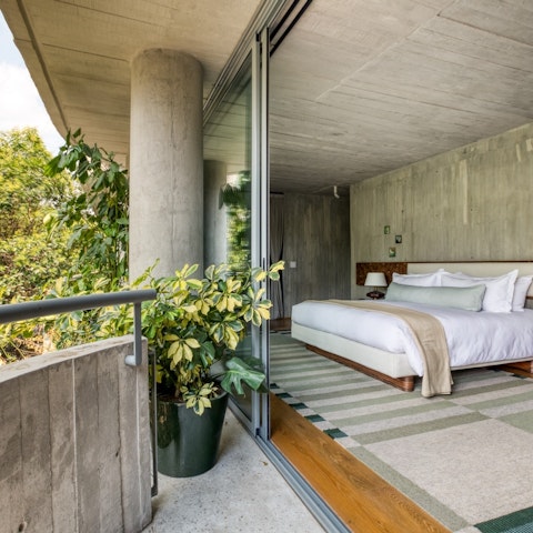 Slide open the doors for a breath of fresh air as you take a blissful rest