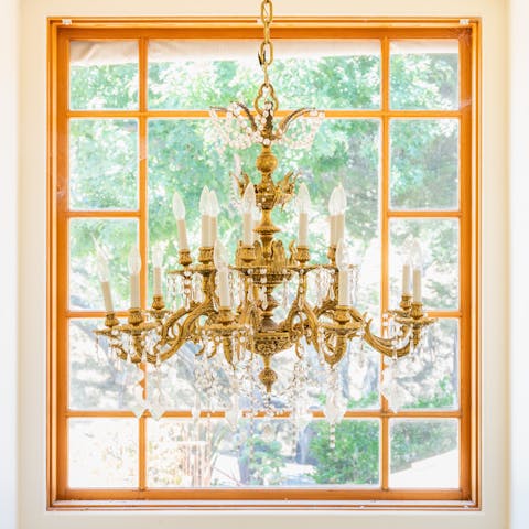 The crystal chandelier and bright light