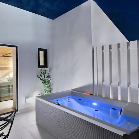 Soak away your stresses in the hot tub