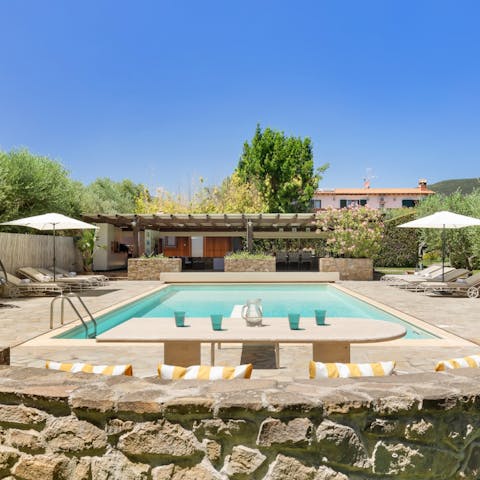 Choose between the terrace and the pool to relax in the sun