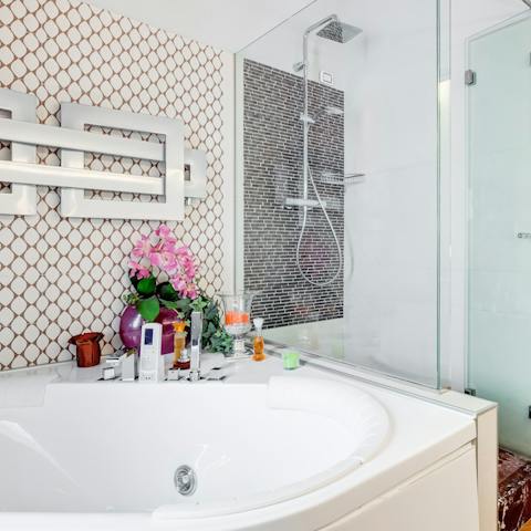 The ever welcome jacuzzi