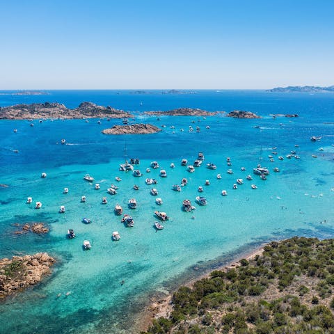 Discover Sardinia by cycling along the coast on two free mountain bikes
