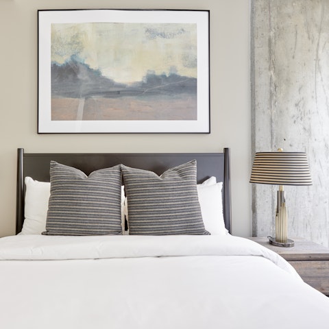 Get a good night's sleep in the comfortable bed and wake up ready for advenutre