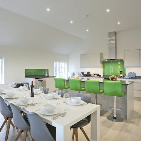 Spend evenings dining with friends and family