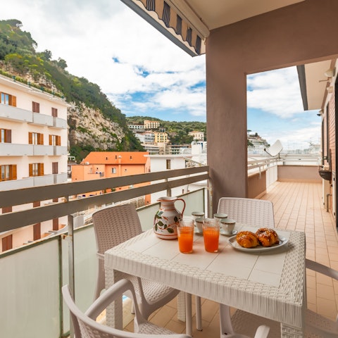 Enjoy alfresco meals on the balcony