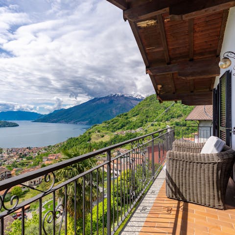 Enjoy lake views with your morning espresso