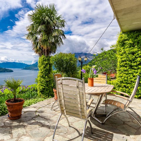 Dine alfresco with Lake Como as a backdrop