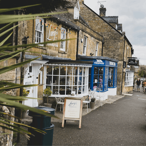 Stay in Stow-on-the-Wold, steps from shops and cafes