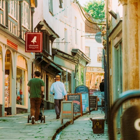 Walk into Frome’s cobbled streets in just 10 minutes