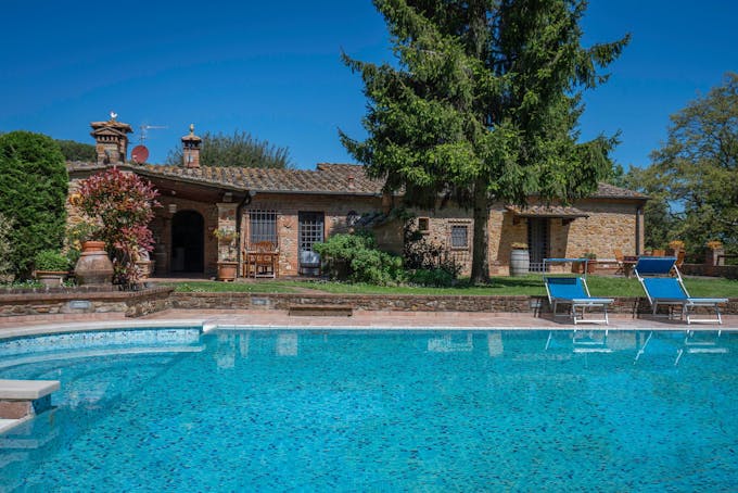 Tuscan Bolthole