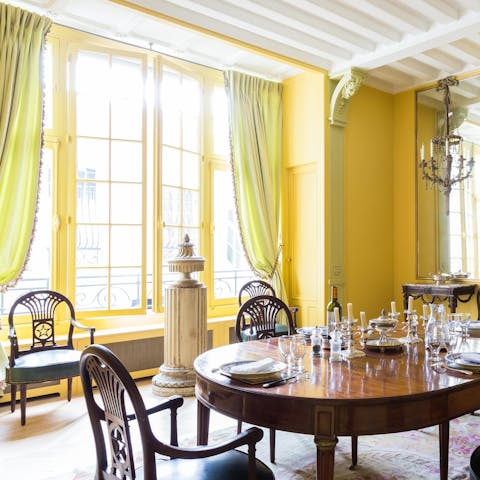 Dial in a private chef for a grand dinner party