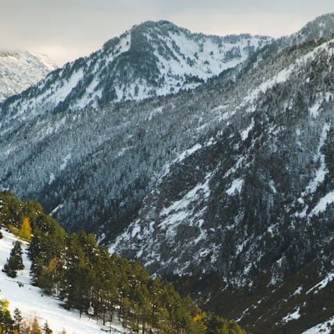 Immerse yourself in the spectacular beauty of the Val d’Aran