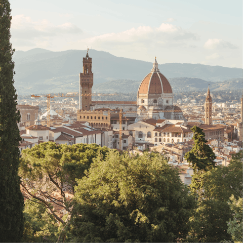 Reach the Brunelleschi Dome in a short walk of 5 minutes