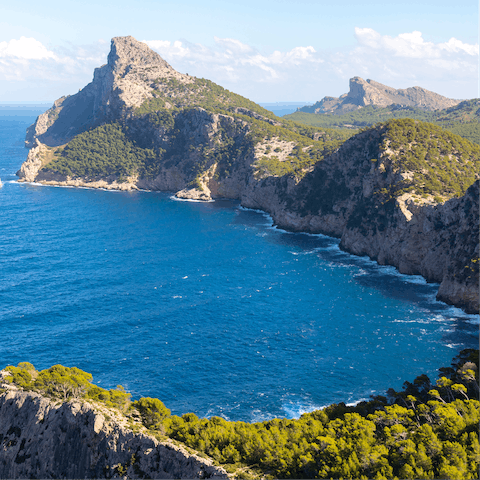Marvel at the breathtaking natural beauty of the Pollença Bay