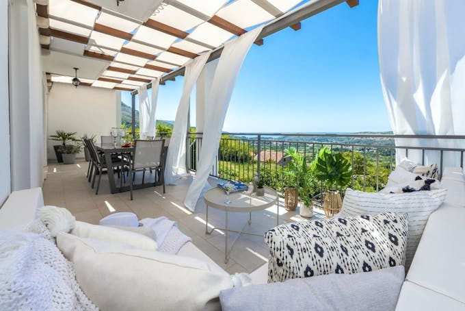 Contemporary Escape
