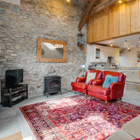 Cosy up in front of the fireplace on chilly evenings