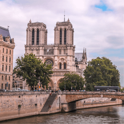 Visit the nearby majestic Notre-Dame-de-Paris
