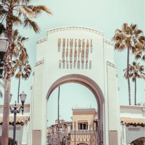 Have fun with the whole family in LA's Universal City, within easy distance to the Universal Studios theme park