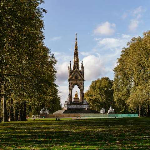 Enjoy a sunny stroll through nearby Hyde Park
