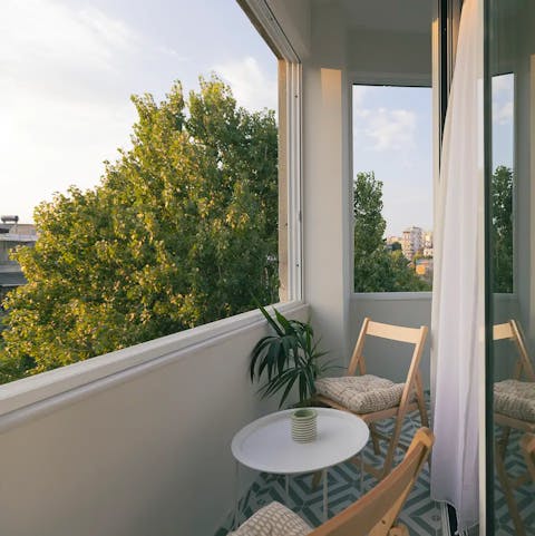 Enjoy your morning coffee on the cosy balcony