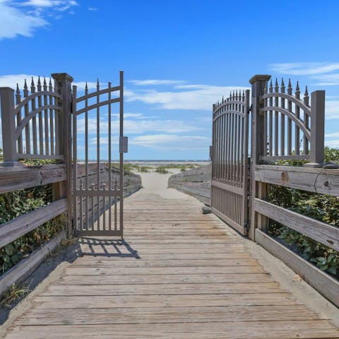 Stay on St. Simons Island and spend your days on the private beach