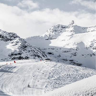 Feel the thrill of skiing down the slopes at La Clusaz