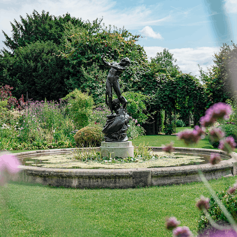Join the locals for an amble through Regent's Park (five minutes on foot)