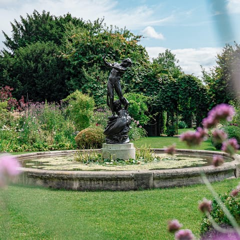 Join the locals for an amble through Regent's Park (five minutes on foot)