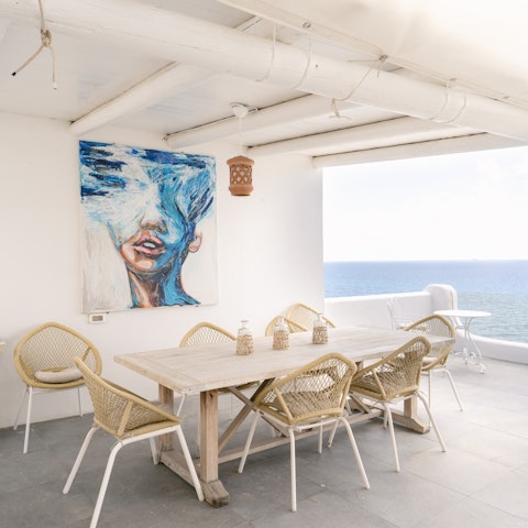 Enjoy delicious alfresco feasts with a side of sea breeze