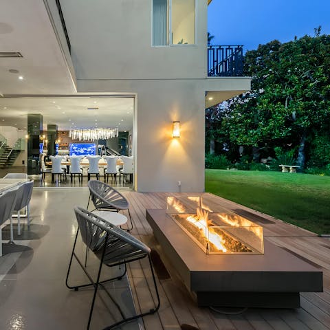 Find the perfect spot for evening drinks by the fire-pit