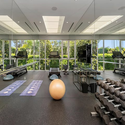 Feel energised after an uplifting workout in the gym