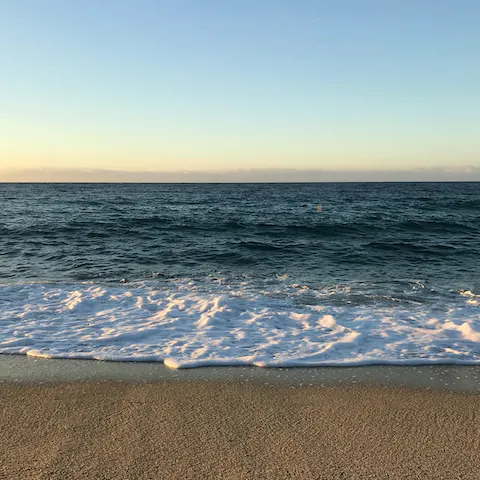 Be on San Ciprianu beach in minutes