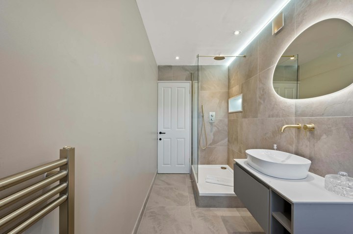 Bathroom photo