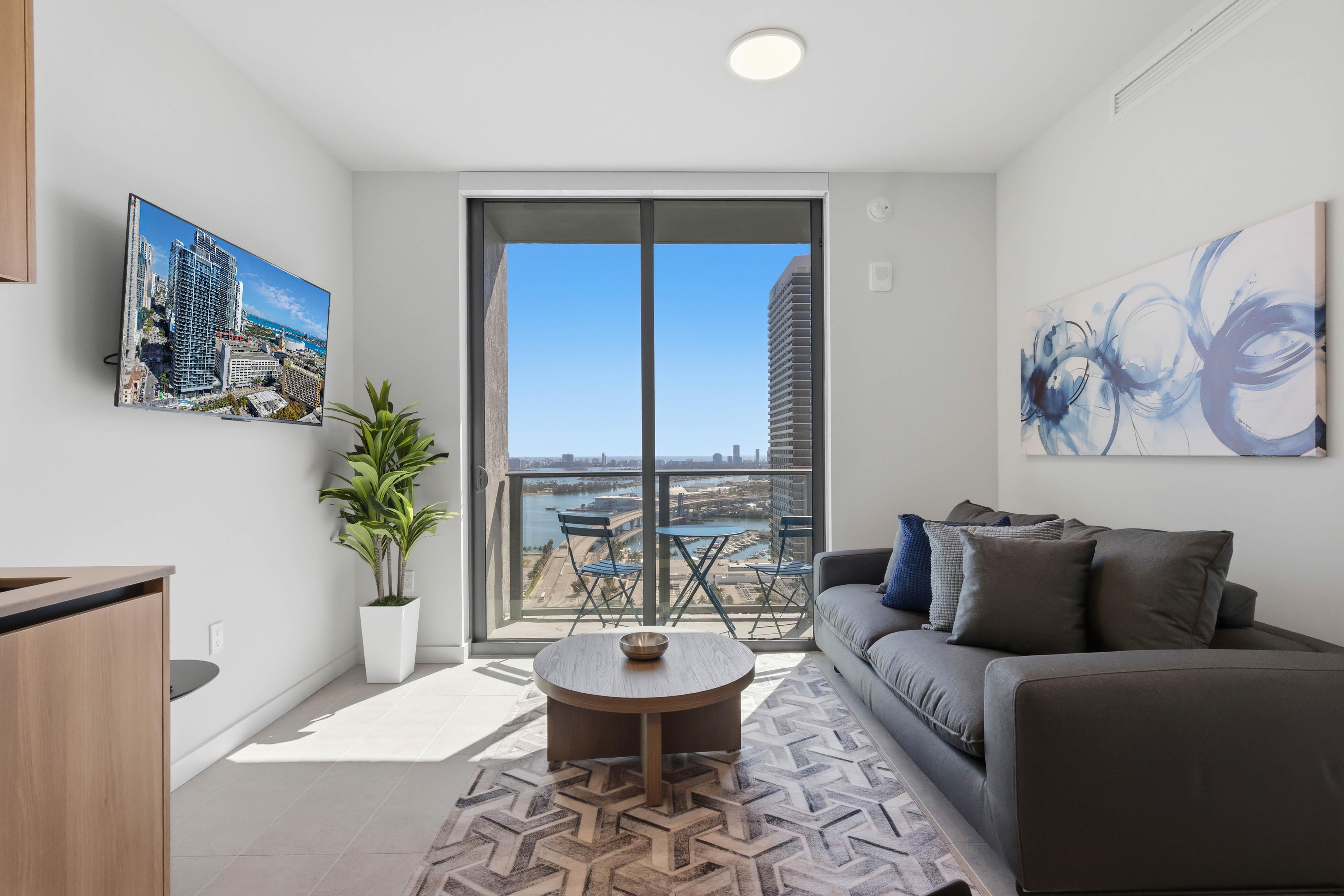 Bayfront Real