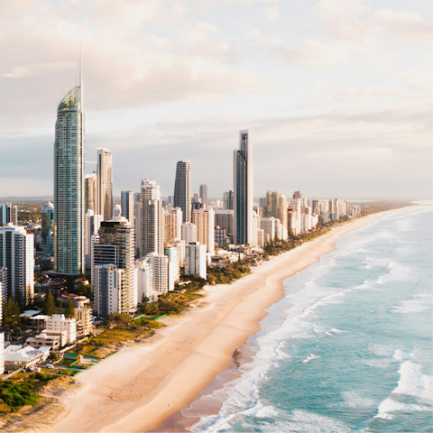 Discover the stunning beaches of the Gold Coast